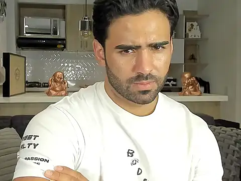 BradleySmithx online show from January 2025 12:55:02 AM