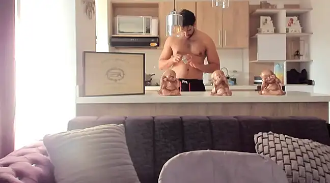 BradleySmithx online show from March 2025 09:34:01 PM