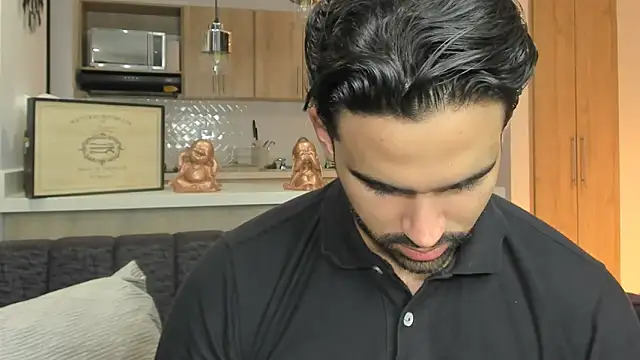 BradleySmithx online show from October 2025 11:26:02 PM