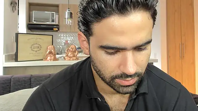 BradleySmithx online show from October 2025 06:03:02 PM