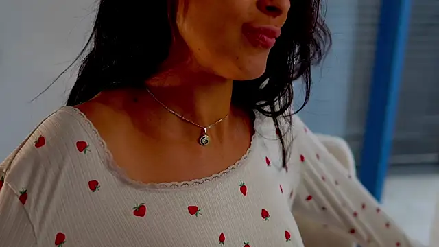 anabelcurvy online show from October 2025 07:19:02 AM