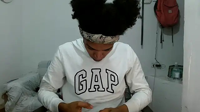 angelamarie1 online show from September 2025 10:42:01 AM