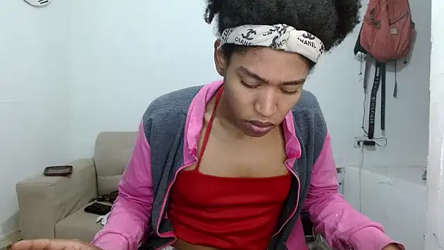 angelamarie1 online show from November 2025 01:54:02 PM