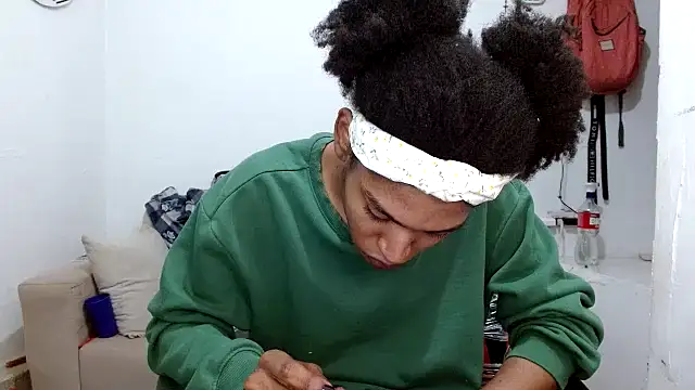 angelamarie1 online show from November 2025 12:49:02 PM