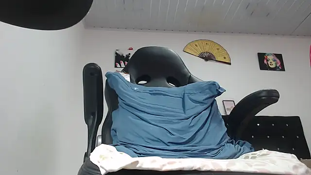 Snapshot of pamelabigcock69 chatting on May 2026 02:57:01 PM pamelabigcock69 online show from May 2026 02:57:01 PM