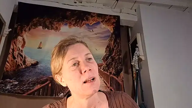 Lola Belgium online show from May 2026 06:30:01 AM