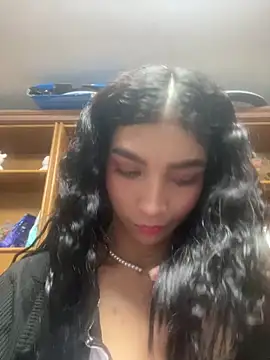 LauraAristizabal online show from May 2026 11:26:02 AM