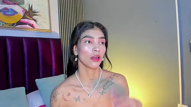 LauraAristizabal online show from May 2026 11:51:01 AM