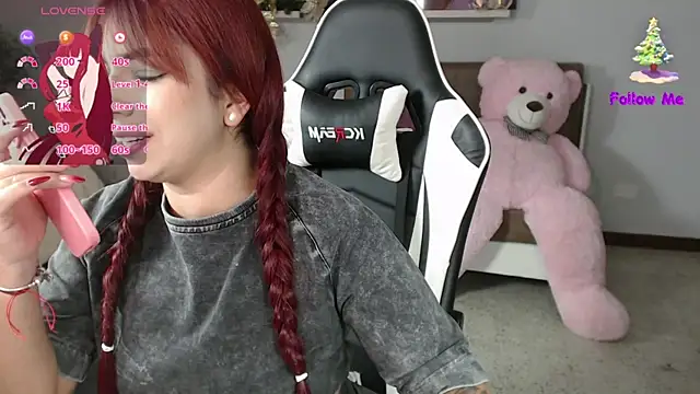 Snapshot of vane_lopez_ chatting on December 2024 09:40:02 PM vane lopez online show from December 2024 09:40:02 PM