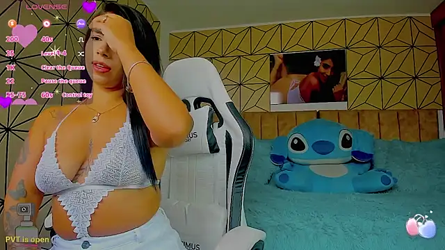 Snapshot of vane_lopez_ chatting on March 2026 07:53:01 PM vane lopez online show from March 2026 07:53:01 PM