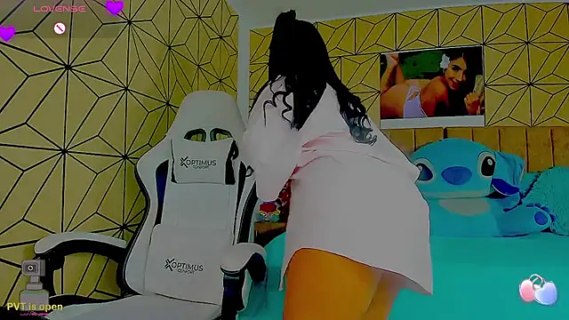 Snapshot of vane_lopez_ chatting on March 2026 07:41:01 PM vane lopez online show from March 2026 07:41:01 PM