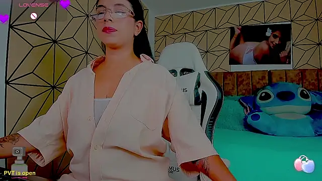 Snapshot of vane_lopez_ chatting on March 2026 07:29:01 PM vane lopez online show from March 2026 07:29:01 PM