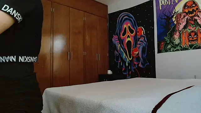 MINI Petite online show from March 2026 10:34:02 PM