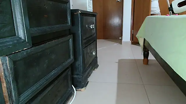 MINI Petite online show from May 2026 07:31:01 PM