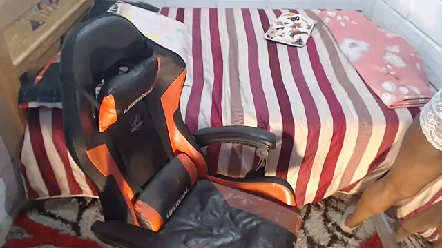 sexyjustin202 online show from February 2025 02:39:01 AM