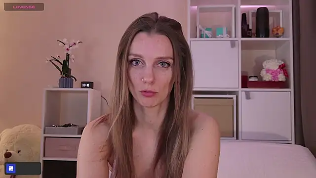 Karamelsw  online show from May 2026 09:10:02 PM