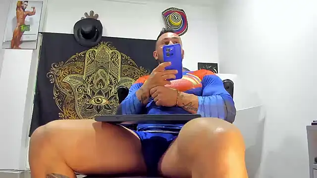 LOGAN WHITTERS01 online show from December 2024 11:08:02 PM