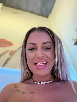 Snapshot of KirstieVegas chatting on January 2025 11:12:01 PM KirstieVegas online show from January 2025 11:12:01 PM