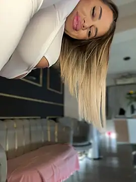 Snapshot of KirstieVegas chatting on January 2025 07:31:02 PM KirstieVegas online show from January 2025 07:31:02 PM