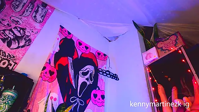 Snapshot of Kenny_starrK chatting on May 2026 08:21:02 AM Kenny starrK online show from May 2026 08:21:02 AM