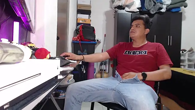 Snapshot of thor000089 chatting on March 2026 05:30:02 AM thor000089 online show from March 2026 05:30:02 AM