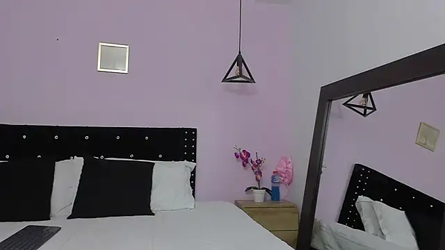 CeliWoods online show from February 2025 11:08:02 AM