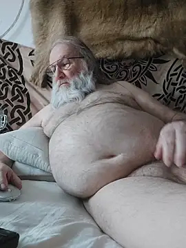 Snapshot of SexySantaC chatting on March 2026 06:50:01 AM SexySantaC online show from March 2026 06:50:01 AM