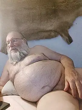 Snapshot of SexySantaC chatting on May 2026 09:44:02 PM SexySantaC online show from May 2026 09:44:02 PM
