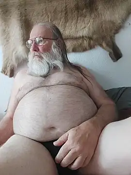 Snapshot of SexySantaC chatting on May 2026 12:11:02 PM SexySantaC online show from May 2026 12:11:02 PM