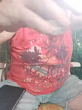 Snapshot of SexySantaC chatting on May 2026 02:14:01 PM SexySantaC online show from May 2026 02:14:01 PM