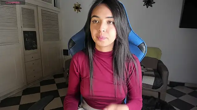 Miss Nicole online show from December 2024 03:58:01 AM