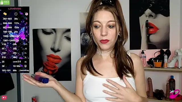 Snapshot of XLisaxx chatting on November 2025 05:18:01 PM XLisaxx online show from November 2025 05:18:01 PM