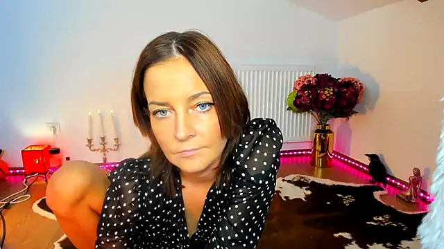 ViciousSiren online show from November 2025 05:02:01 PM