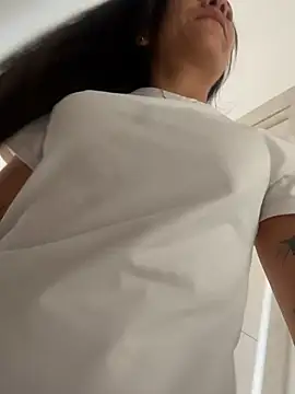 Reggie-Liam online show from December 2025 06:04:01 PM