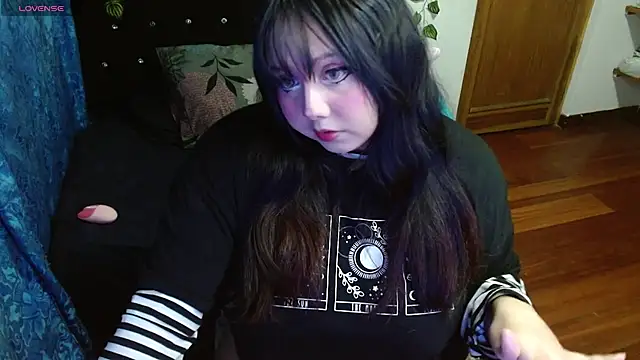 Snapshot of litlle_cat chatting on November 2025 05:43:01 AM litlle cat online show from November 2025 05:43:01 AM