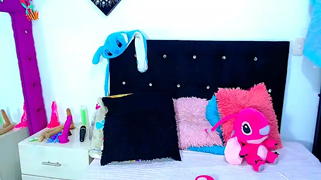 Jenng18 online show from March 2026 12:03:01 AM