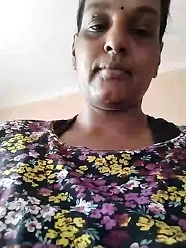 NWC4LYF online show from July 2026 07:48:01 AM
