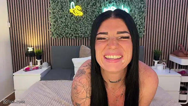 LizaRoxx online show from October 2025 09:57:01 PM