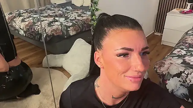 LizaRoxx online show from November 2025 09:36:01 PM