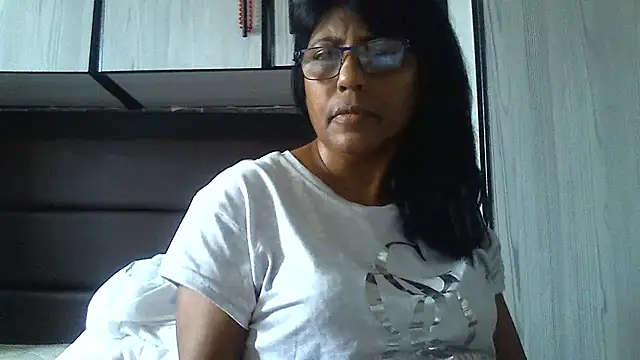 MsAttitude online show from January 2025 11:29:02 AM