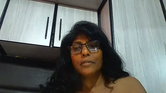 MsAttitude online show from February 2025 12:08:01 PM