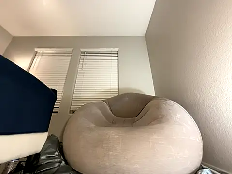 Ryan Garcia  online show from October 2025 03:53:02 AM