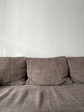 Snapshot of SQUIRRRTER chatting on February 2026 10:22:01 AM SQUIRRRTER online show from February 2026 10:22:01 AM