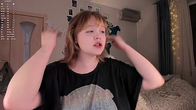 LisaLaas online show from December 2024 05:53:02 PM