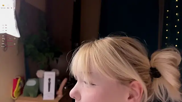 LisaLaas online show from February 2026 08:27:02 PM