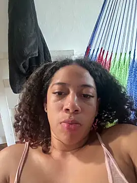 Snapshot of Miley_and_Vash chatting on December 2024 09:26:02 PM Miley and Vash online show from December 2024 09:26:02 PM