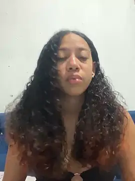 Snapshot of Miley_and_Vash chatting on January 2025 07:09:02 PM Miley and Vash online show from January 2025 07:09:02 PM