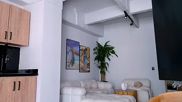 Nikol-JE online show from February 2026 03:02:02 PM