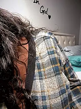 Snapshot of 1Topgyal chatting on January 2026 07:45:01 AM 1Topgyal online show from January 2026 07:45:01 AM