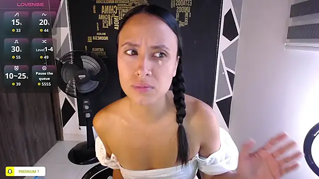 amyharlow 1 online show from September 2025 06:07:01 PM